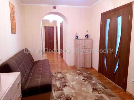 Продам 3-комнатную квартиру
