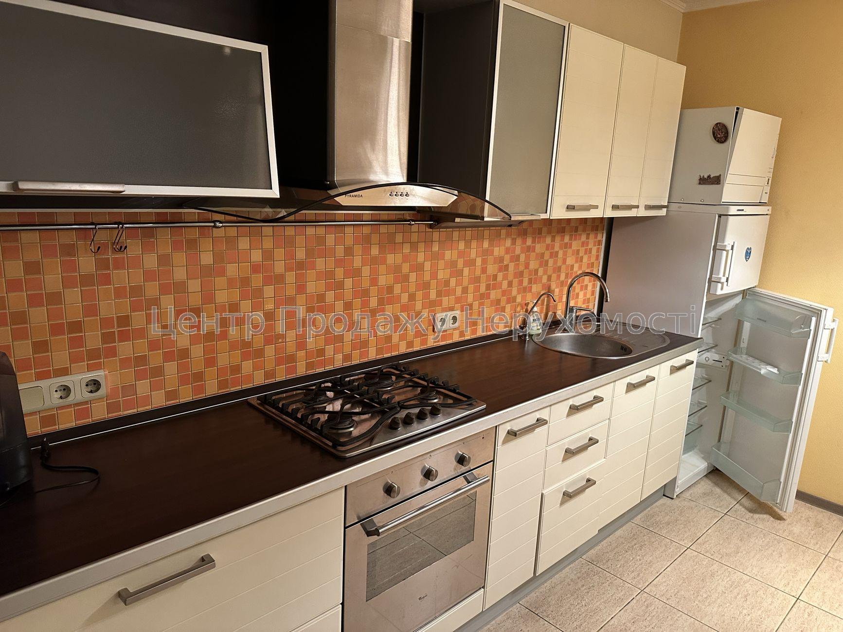 Фото Велика 1к квартира П.Поле - чудове розташування К81
