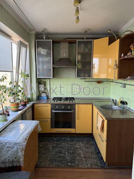 Продам 3-кімнатну квартиру