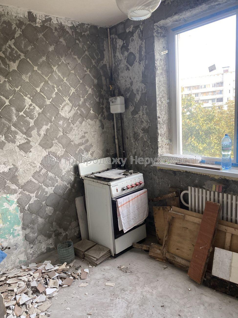 Фото Продам 3-к квартиру під ремонт, Салтівка3
