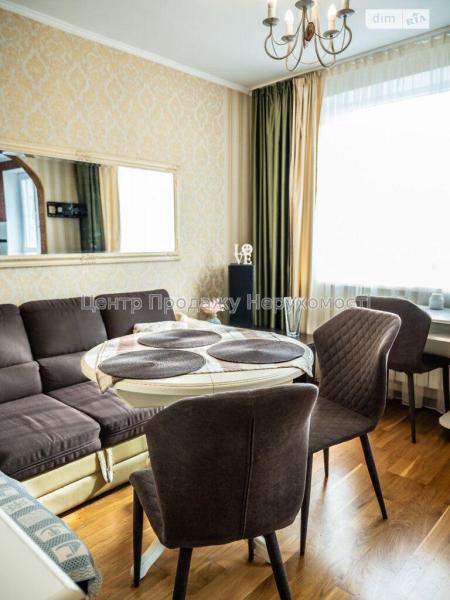 Продам 3-комнатную квартиру
