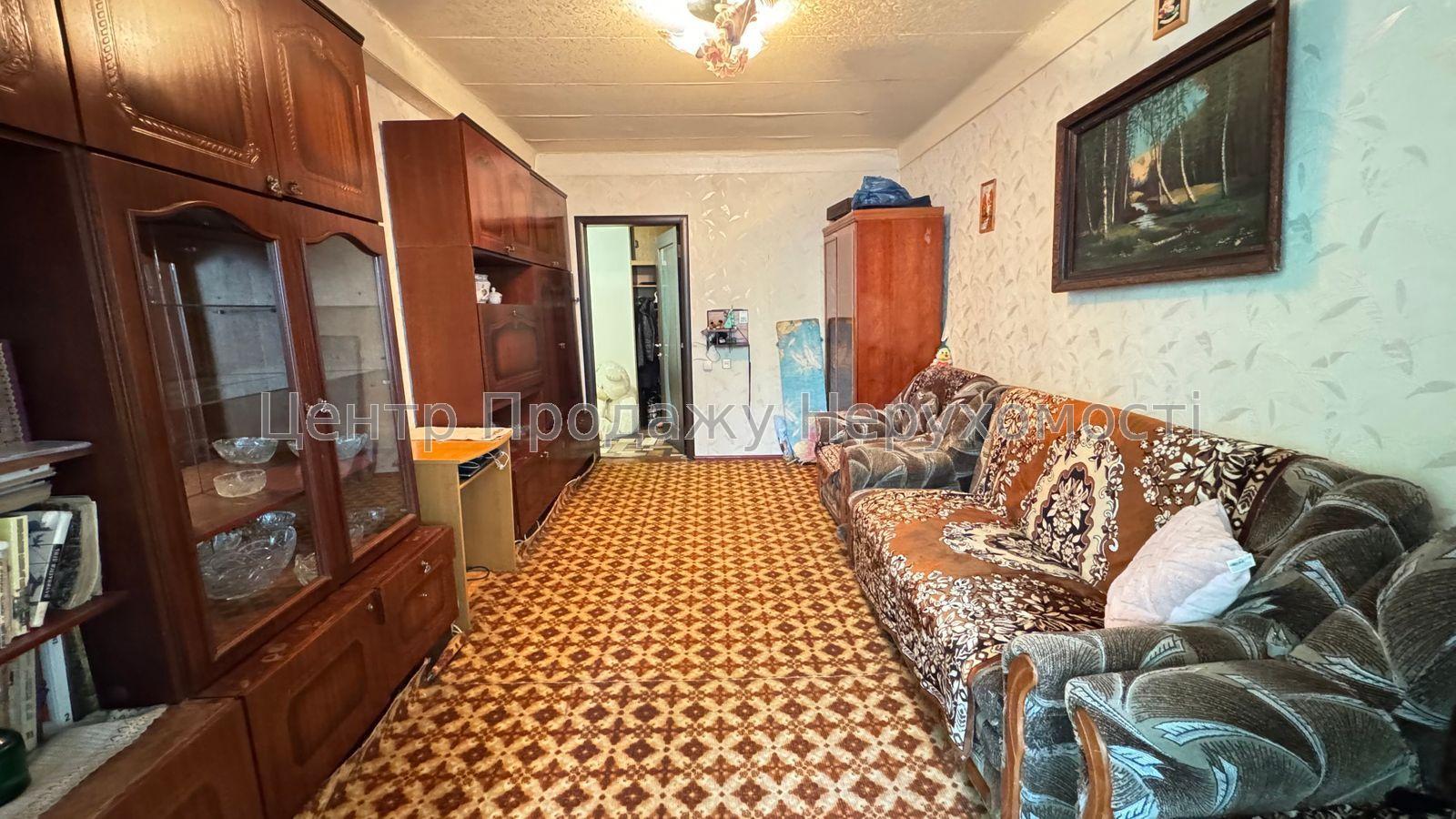 Фото Продам простору 2-кімнатну картиру8