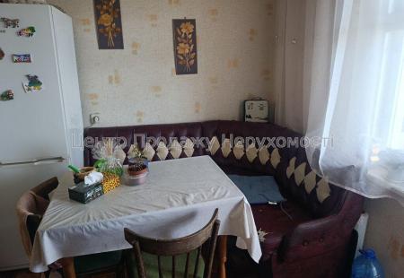 Продам 2-комнатную квартиру