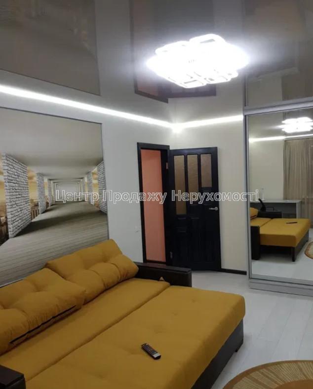 Фото Продам 3к квартиру на метро Студенческая3
