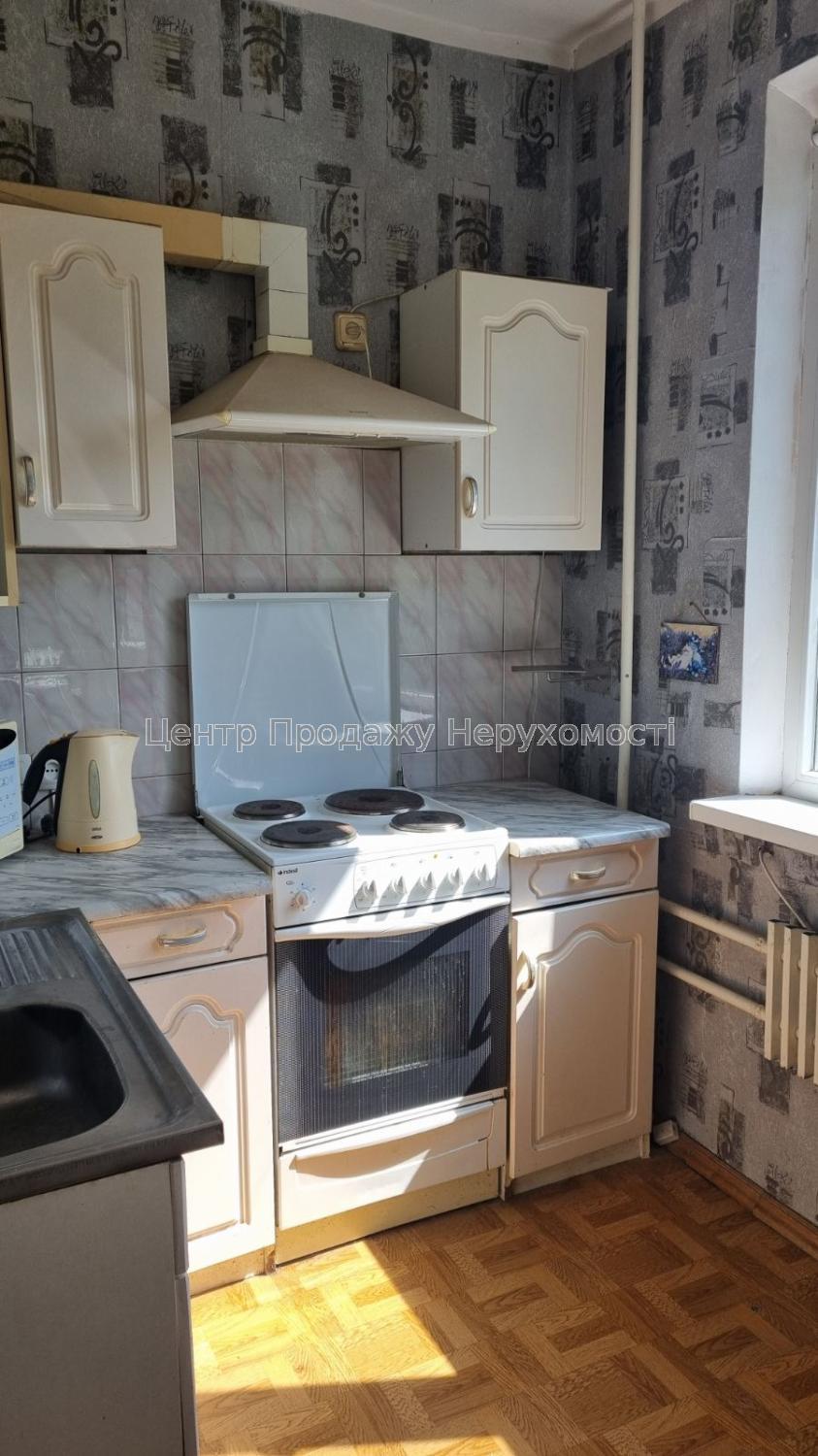 Фото Продається  2 кімнатна кв. пр. Перемога 54 Б, Олексіївка,G81