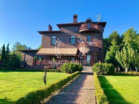 Продам 2-поверховий будинок