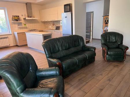 Сдам 2-этажный дом