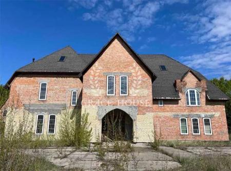 Продам 2-поверховий будинок