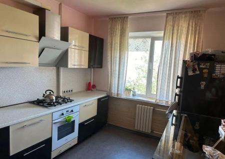 Продам 3-кімнатну квартиру