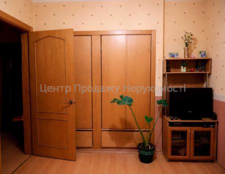 Продам 2-комнатную квартиру