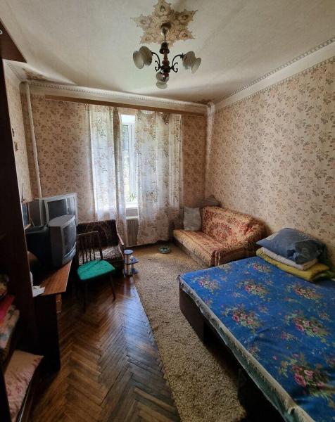Продам 2-комнатную квартиру