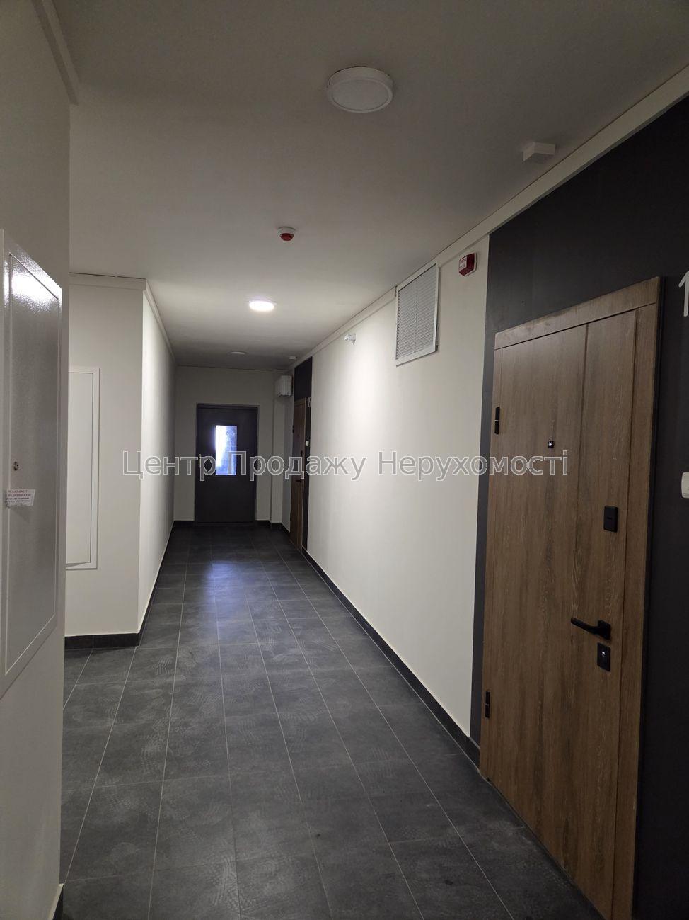 Фото Продаж 1к квартири3