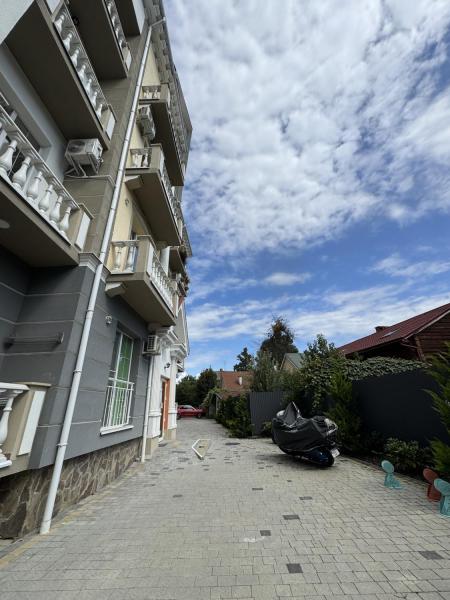 Продам 2-кімнатну квартиру