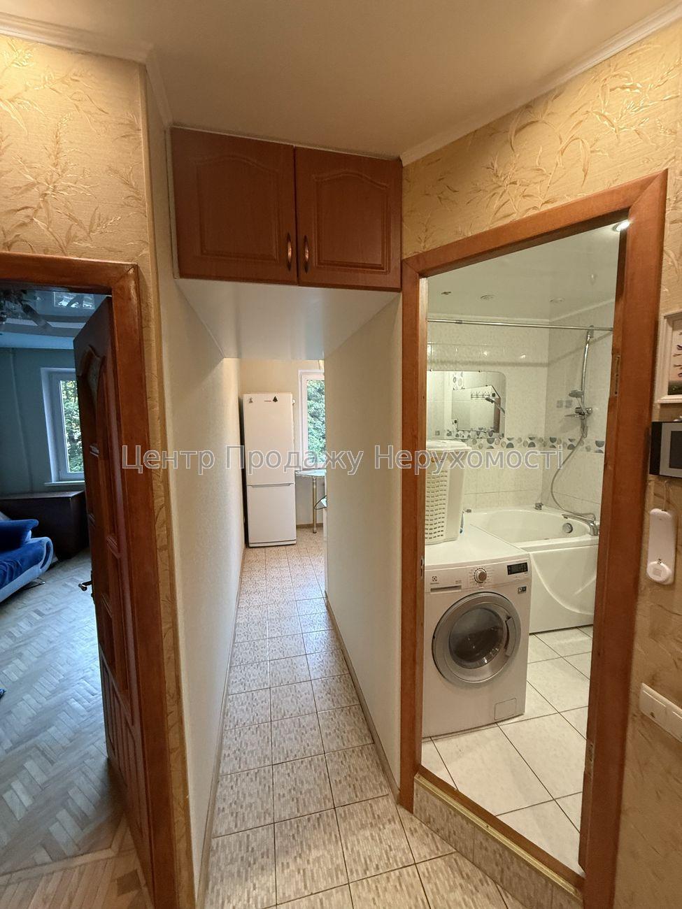 Фото Продаж 3 кімнатной квартири, Олексіївка, метро Перемоги, G816