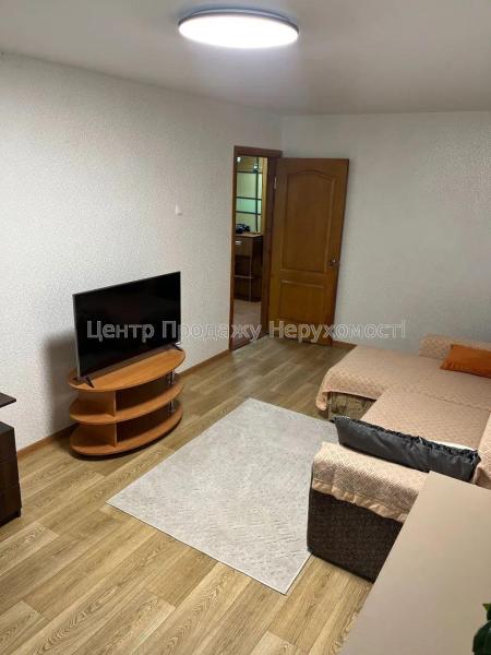 Продам 3-кімнатну квартиру