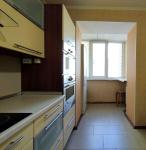 Продам 3-кімнатну квартиру, 79.10 м², капітальний ремонт