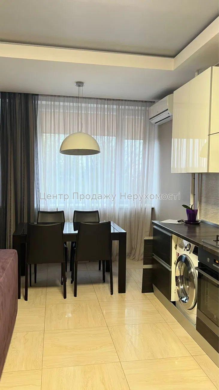 Фото Продам 3к ЖК Балакірєва, з ремонтом3