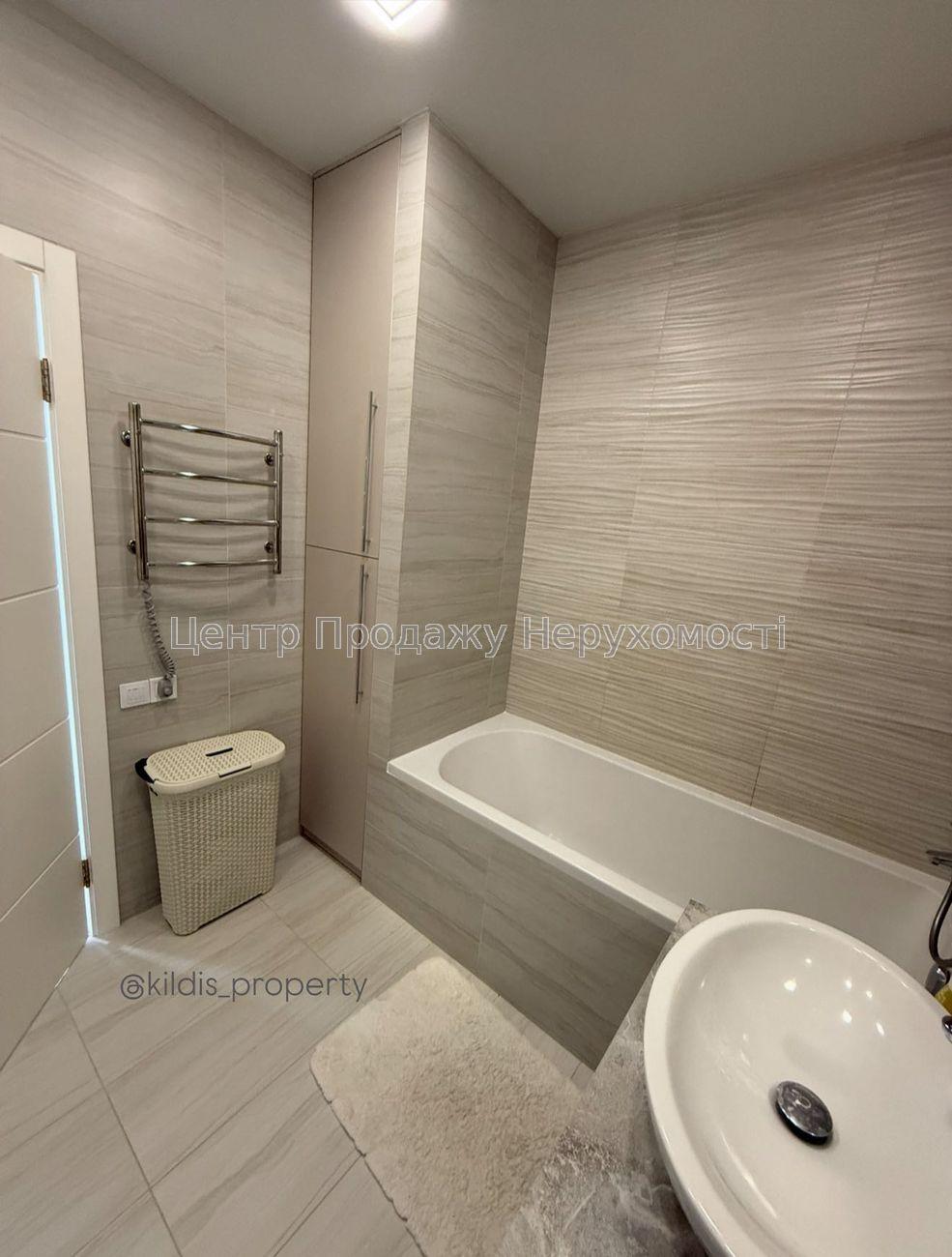 Фото Продаж квартири10