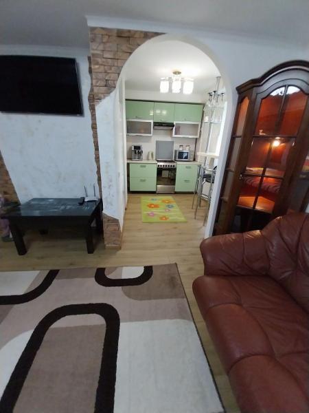 Продам 5-комнатную квартиру