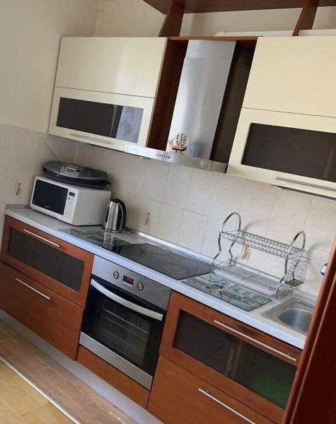 Продам 2-кімнатну квартиру