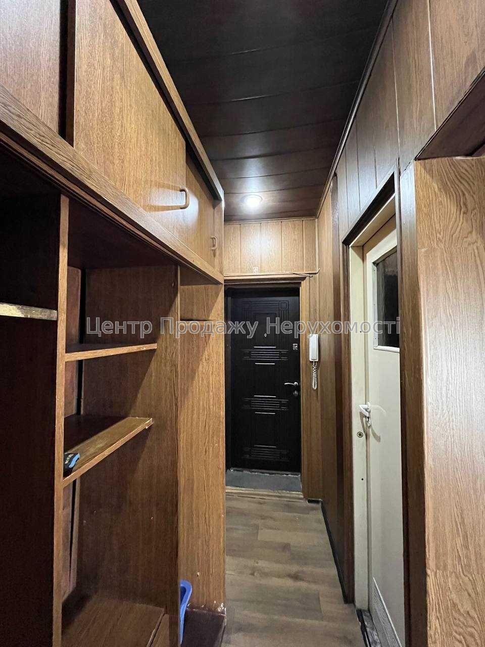 Фото Продаж 2к квартири у Києві ІВ11