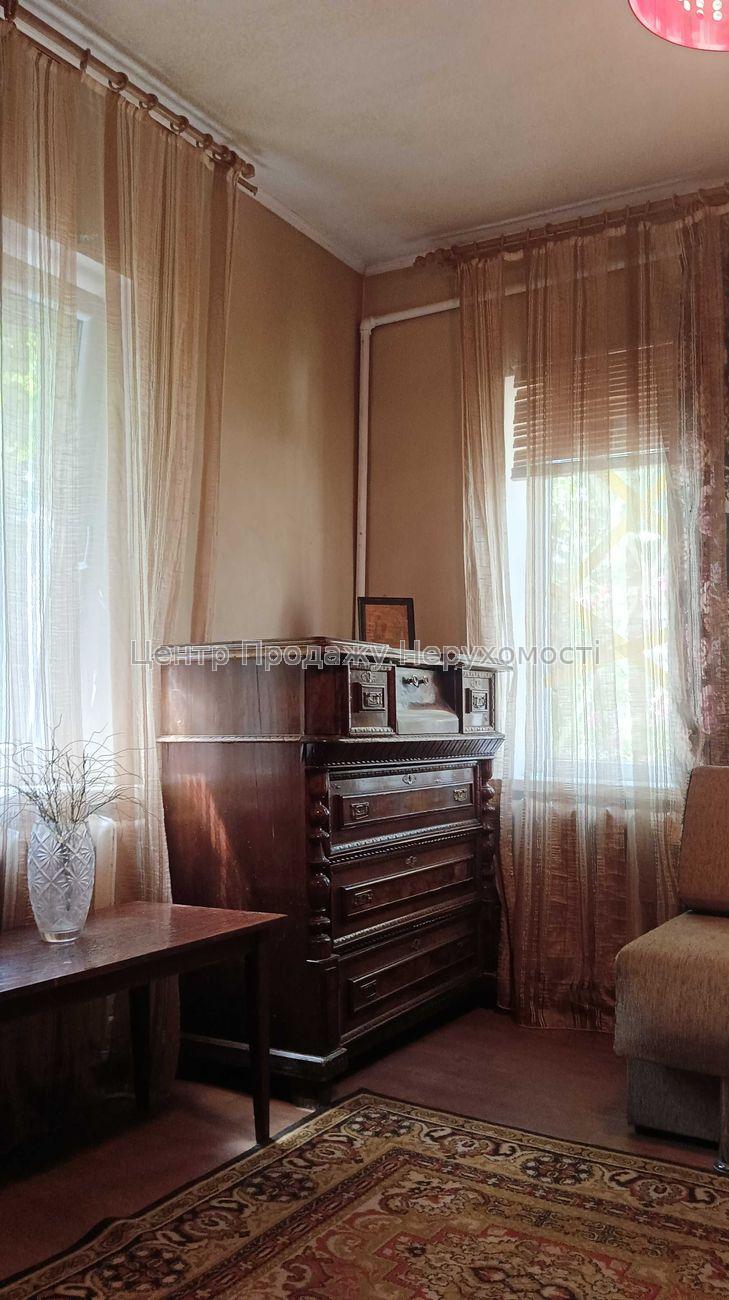 Фото Затишний будинок з охайною земельною ділянкою Холодна гора К85