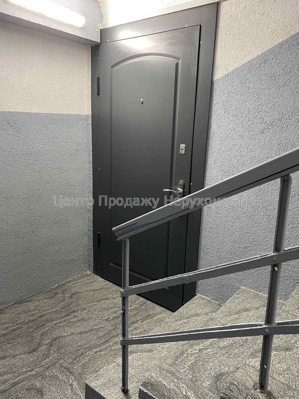 Фото Здам цоколь з ремонтом, Мироносицька, метро Університет8