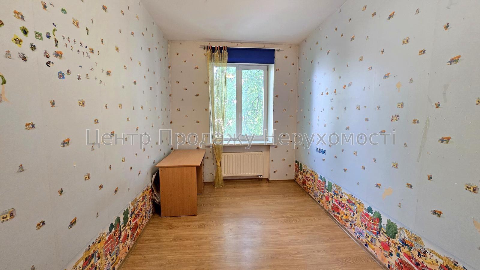 Фото Продам велику 2к квартиру, Девев'янко Q820