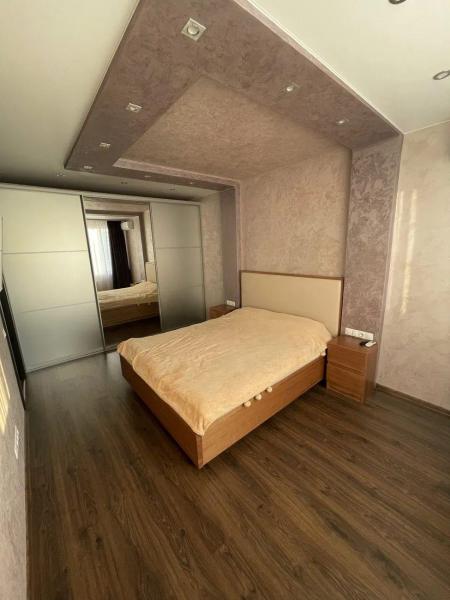 Продам 2-кімнатну квартиру, ЖК Лісовий Квартал