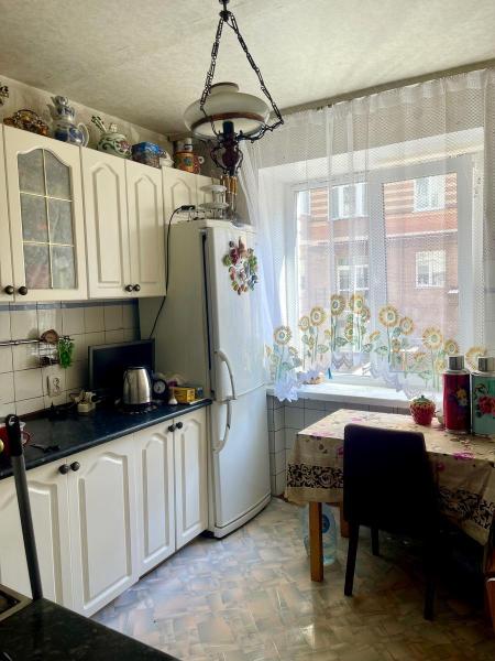 Продам 3-кімнатну квартиру