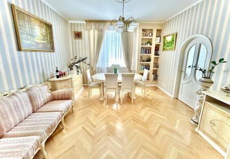 Продам 3-кімнатну квартиру