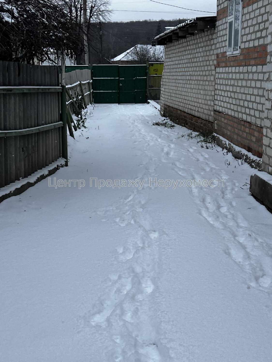 Фото Будинок для великої родини на мальвоничій околиці Харкова К82