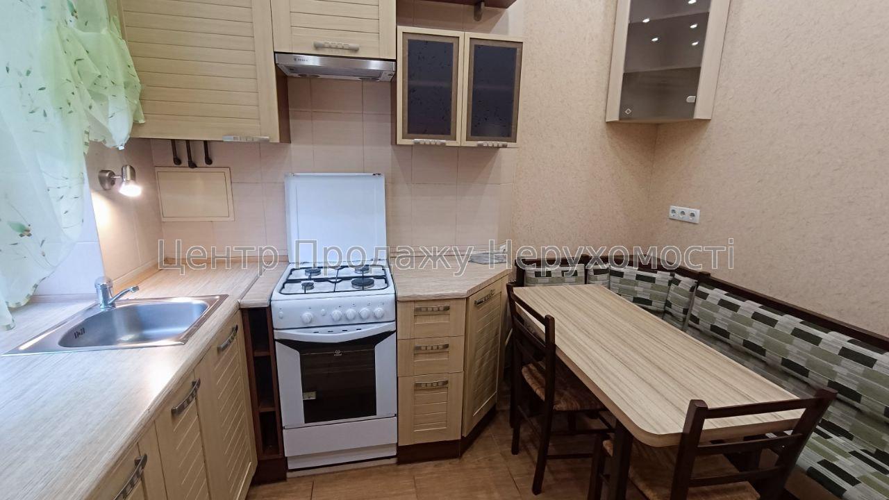 Фото Продам 3 к квартиру у центрі міста, з ремонтом, Q 816