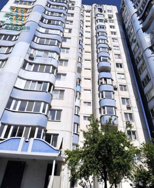 Продам 2-кімнатну квартиру