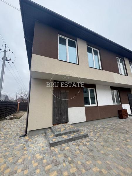 Продам 2-поверховий таунхаус