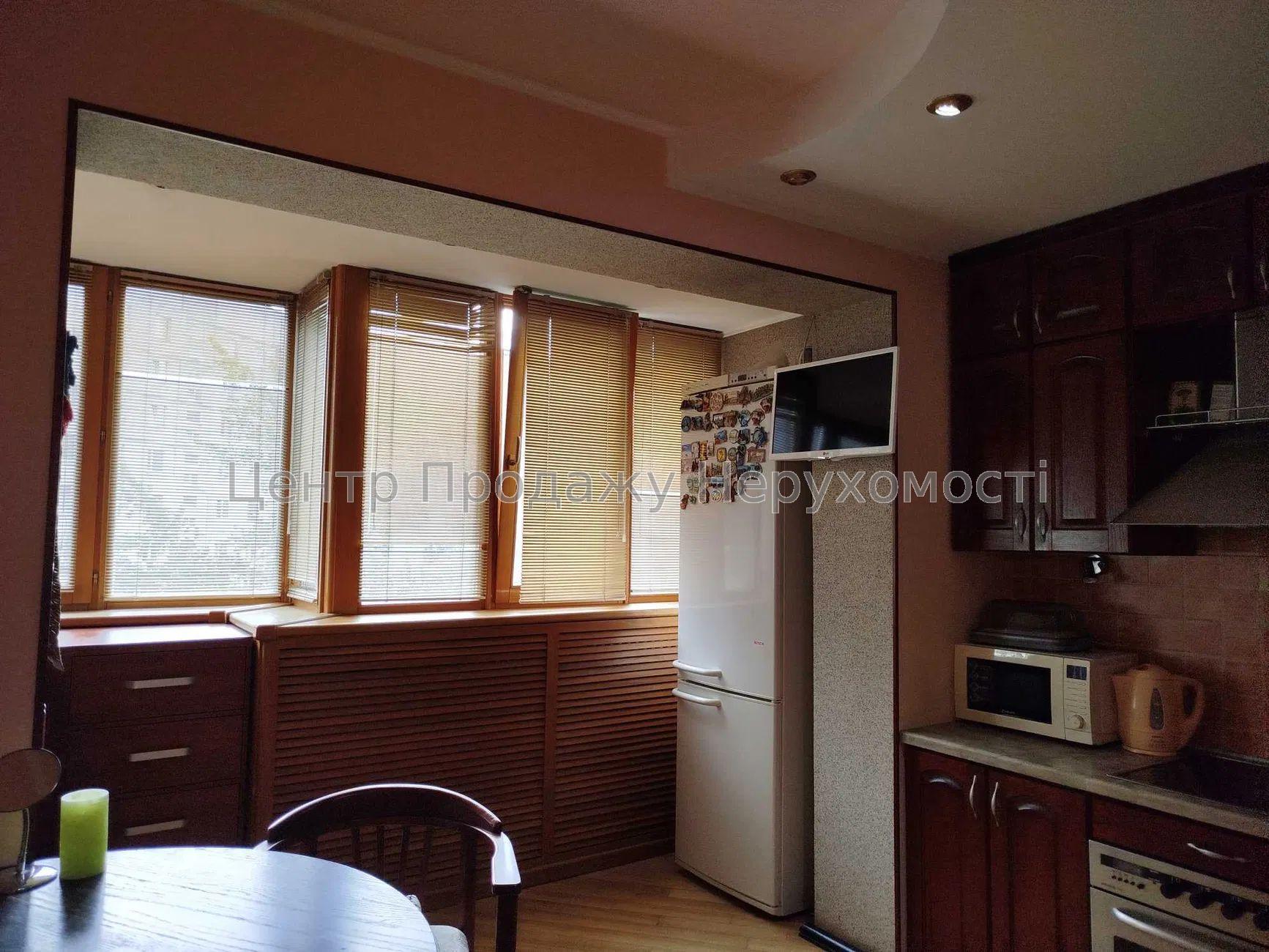 Фото Продається 1-кімнатна квартира в Харкові. Салтовка3