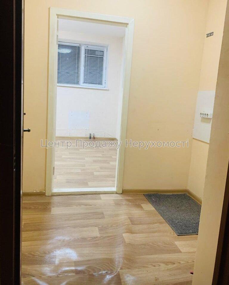 Фото Продам нежитлове приміщення, район ТРЦ Україна6