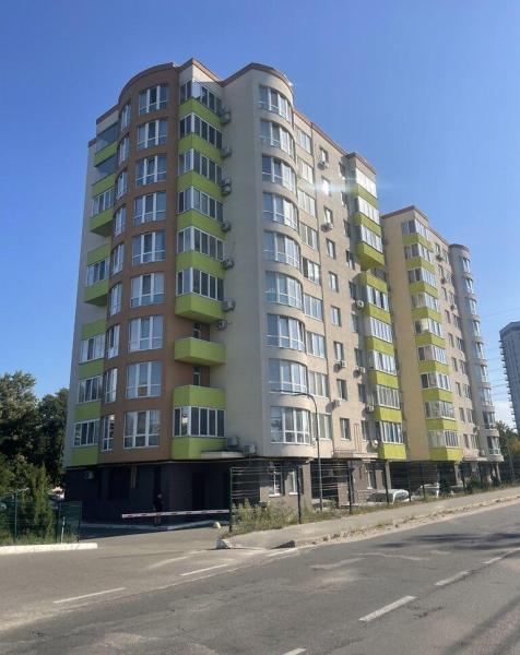 Продам 3-кімнатну квартиру в новобудові, ЖК Зірковий