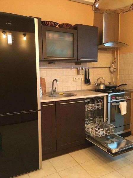 Продам 2-кімнатну квартиру