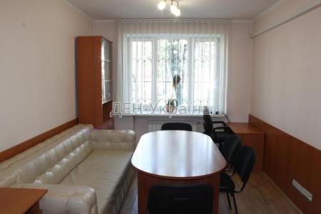 Продам 3-комнатную квартиру