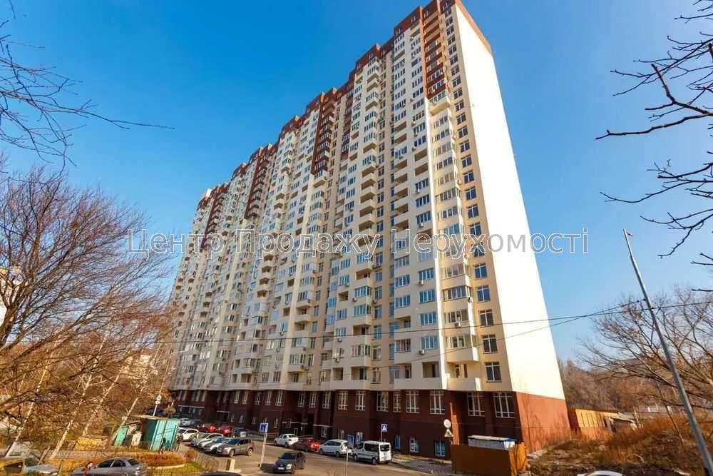 Фото 1 к, Киев, Караваевы3