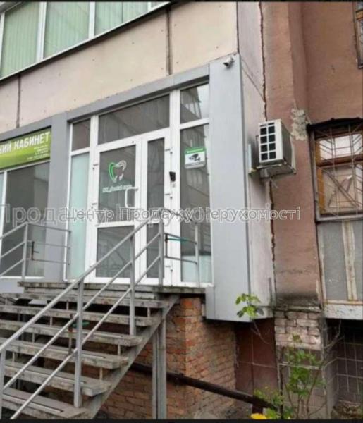 Продам приміщення вільного призначення