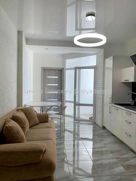 Продам 2-кімнатну квартиру