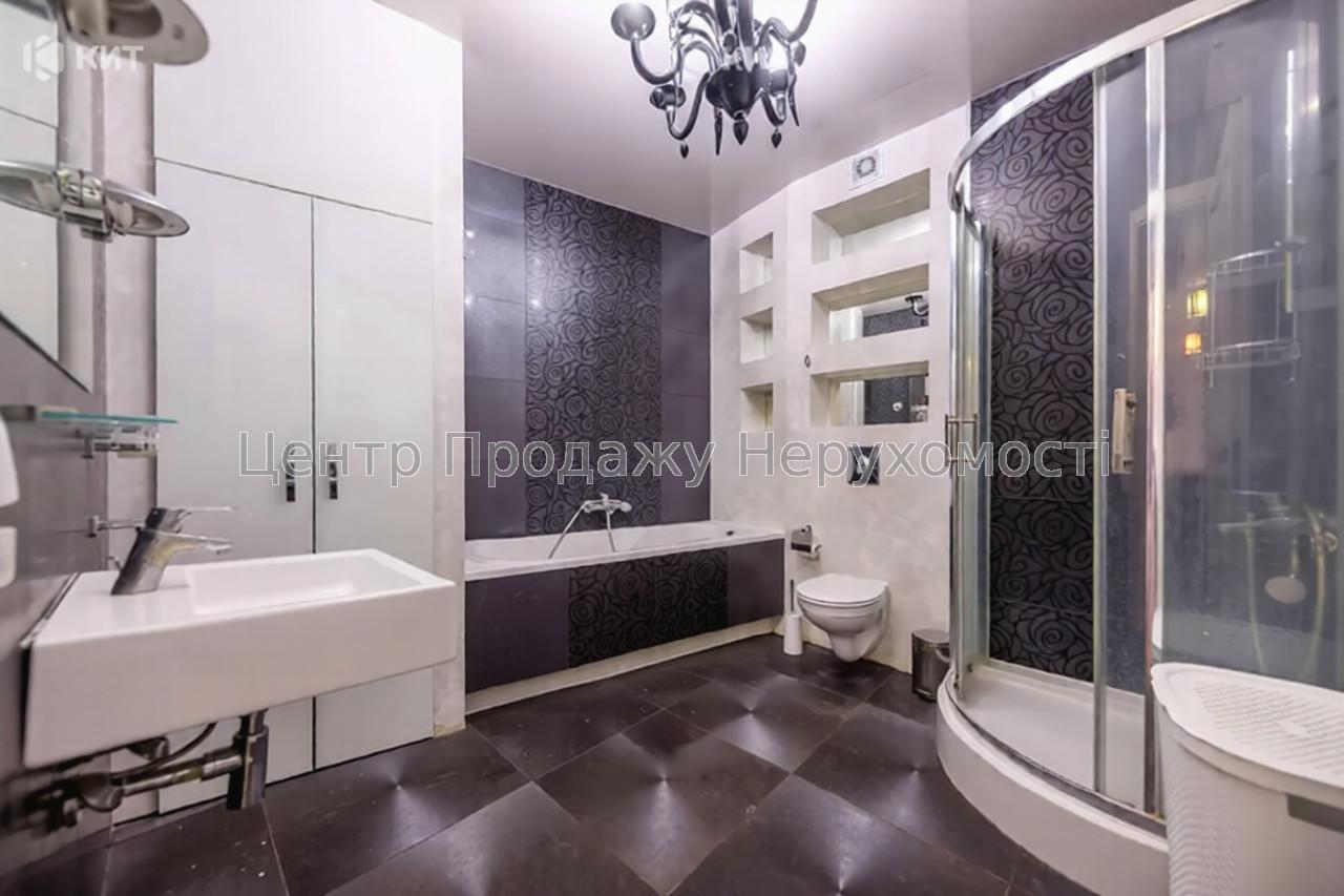 Фото Продам 3 к квартиру в центрі8