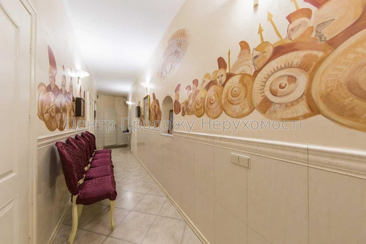 Фото Продаж 3-кімнатної квартири на вул. Кирилівська9