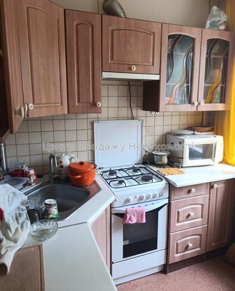 Продам 2-кімнатну квартиру