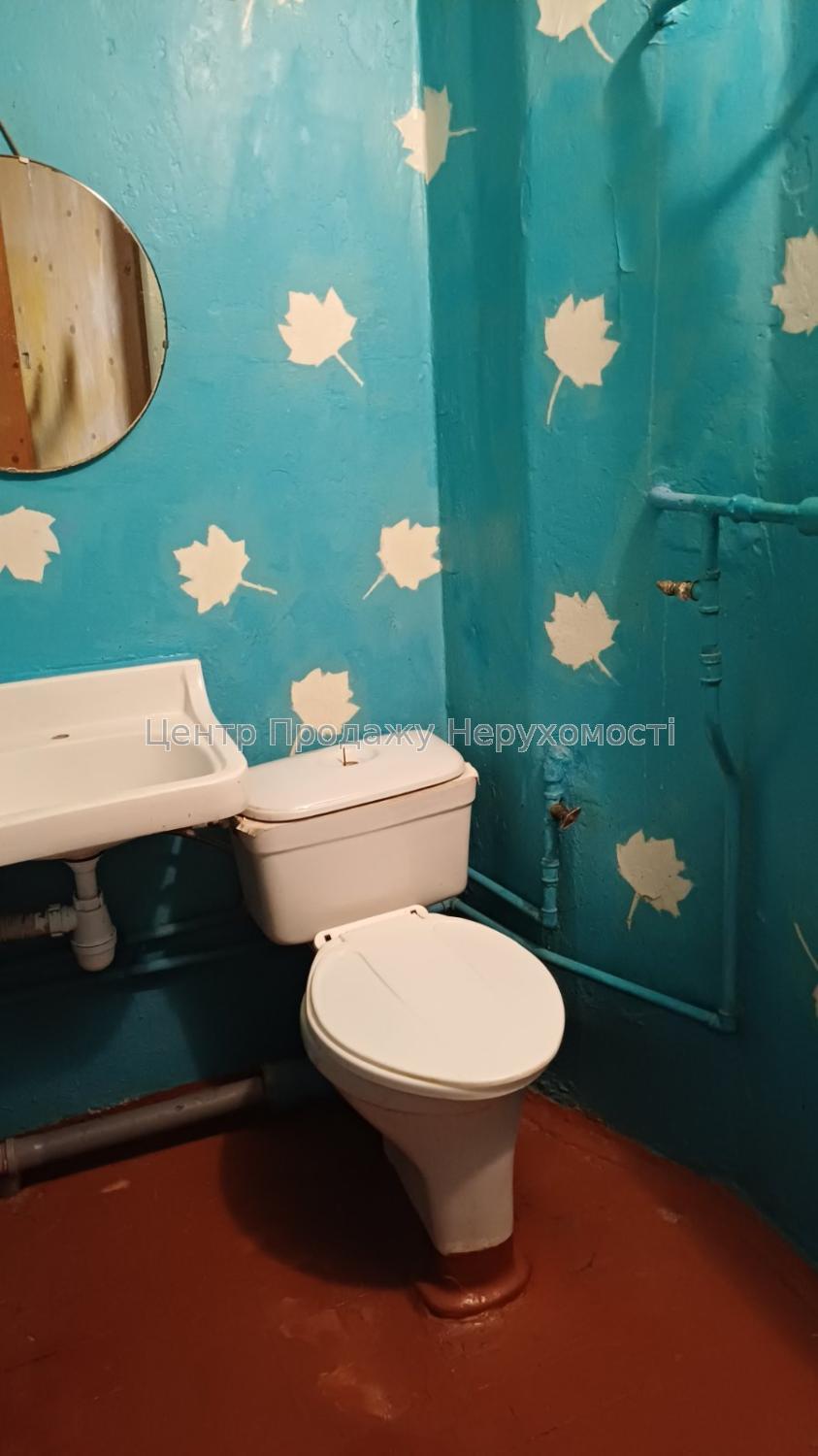 Фото Продам 2к квартиру быля метро Спортивна3