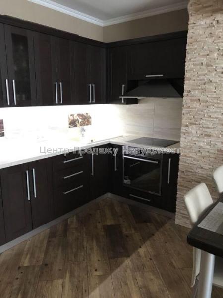 Продам 2-кімнатну квартиру в новобудові, ЖК&nbsp;«Парус»