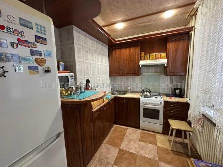 Продам 3-кімнатну квартиру