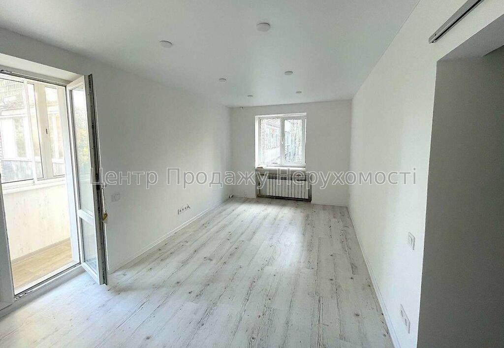 Фото Продається 2-кімнатна квартира в Харкові. Одеська3